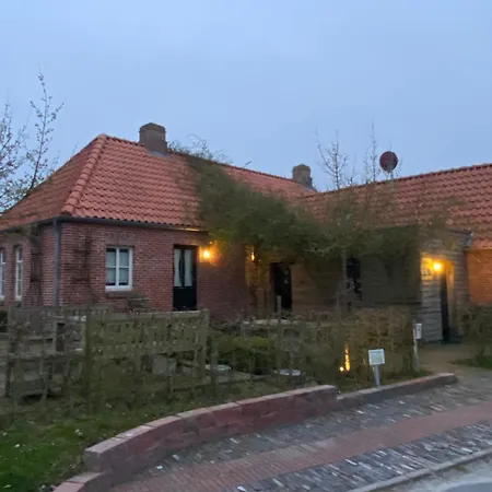 別荘 Deichhaus Am Greetsieler Hafen 